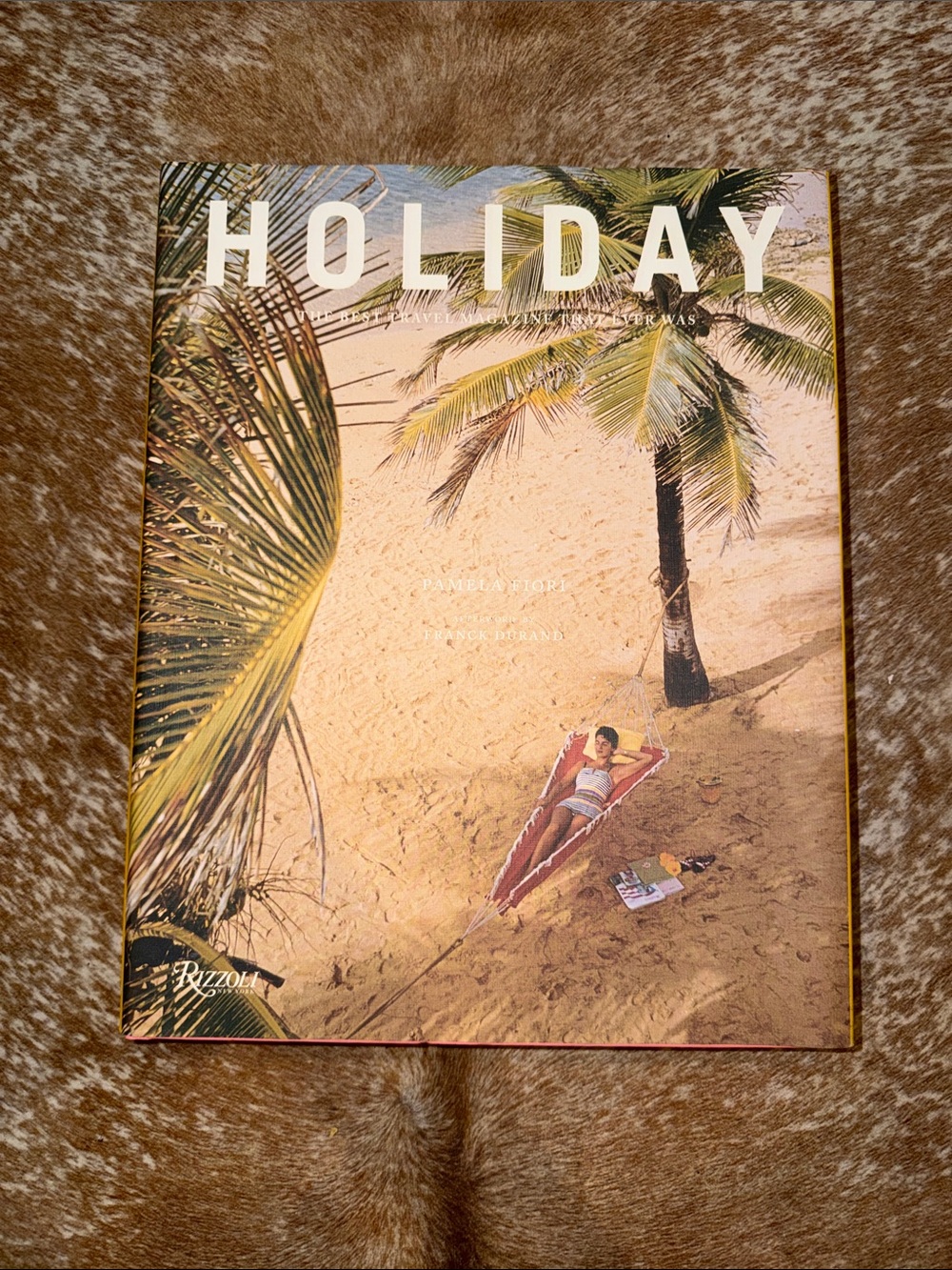 HOLIDAY Coffee Table Book – Beach Cover in Cream and Brown